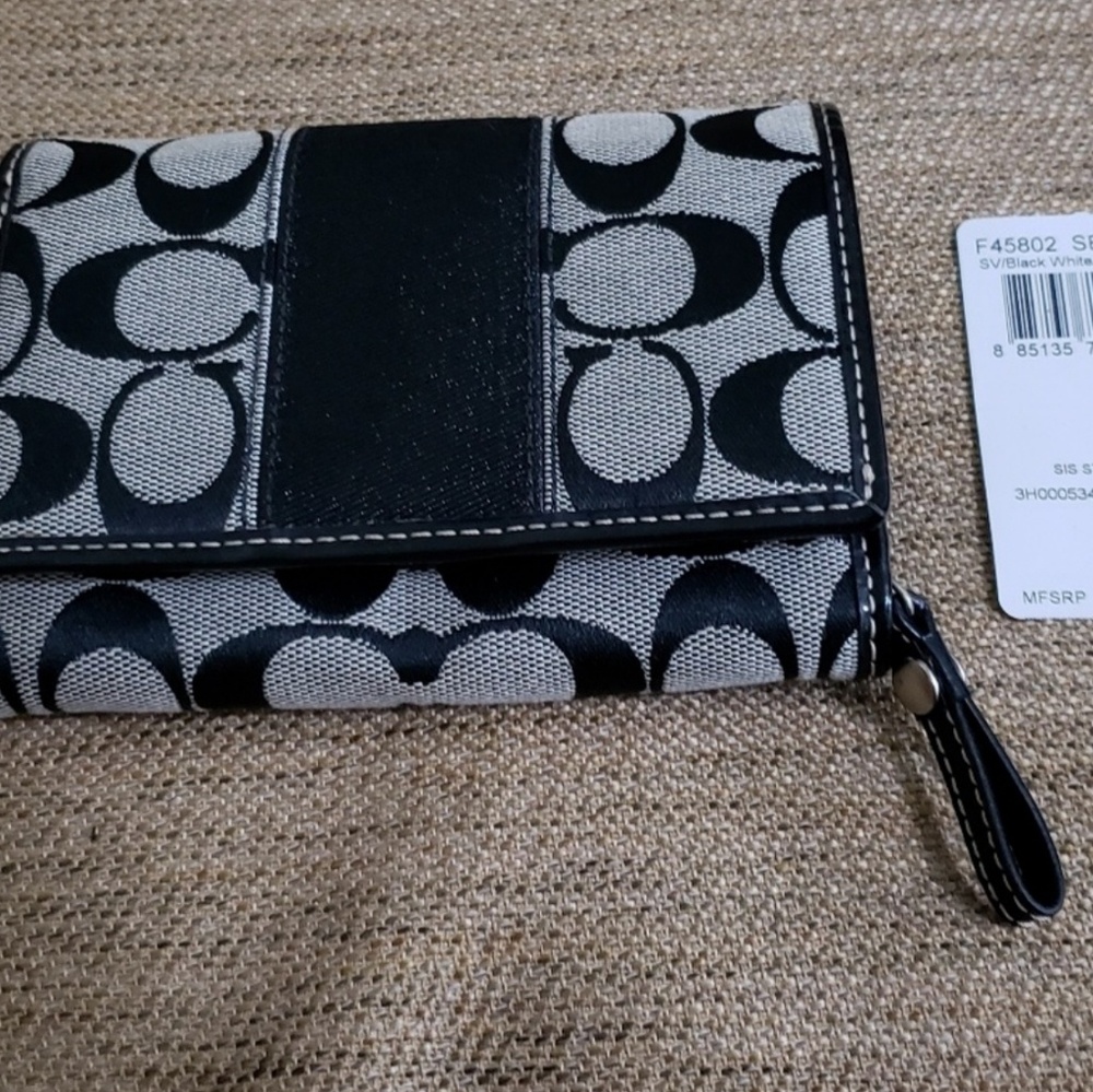 Coach wallet